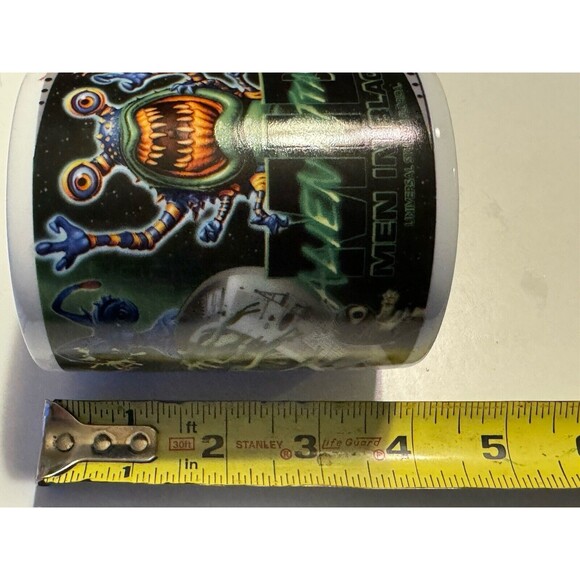 MIB Men In Black Alien Attack 2006 Graphic Sci-Fi Coffee Mug MINTY - Picture 7 of 7